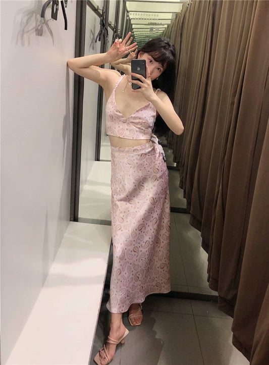 Cropped Traf Women Camis Thin-Straps Print Black Vintage Female Fashion Paisley