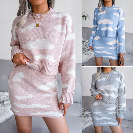 Women's Knitted Sweater With Buttock Skirt