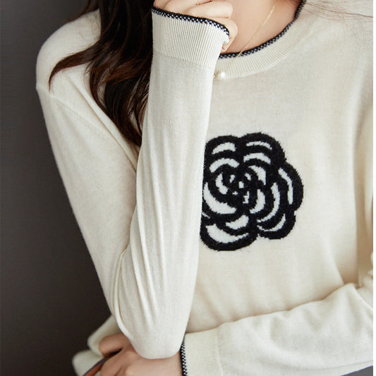 Fashionable Wool Knitted Bottom Blouse For Women