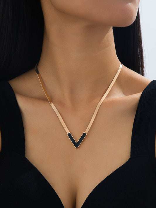 Stylish, Personalized Titanium Steel V-Shaped Necklace With A Sophisticated Look