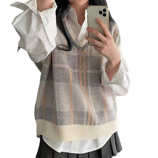 V-neck Sweater Vest Layered Knitted Loose Bottom White Shirt Women