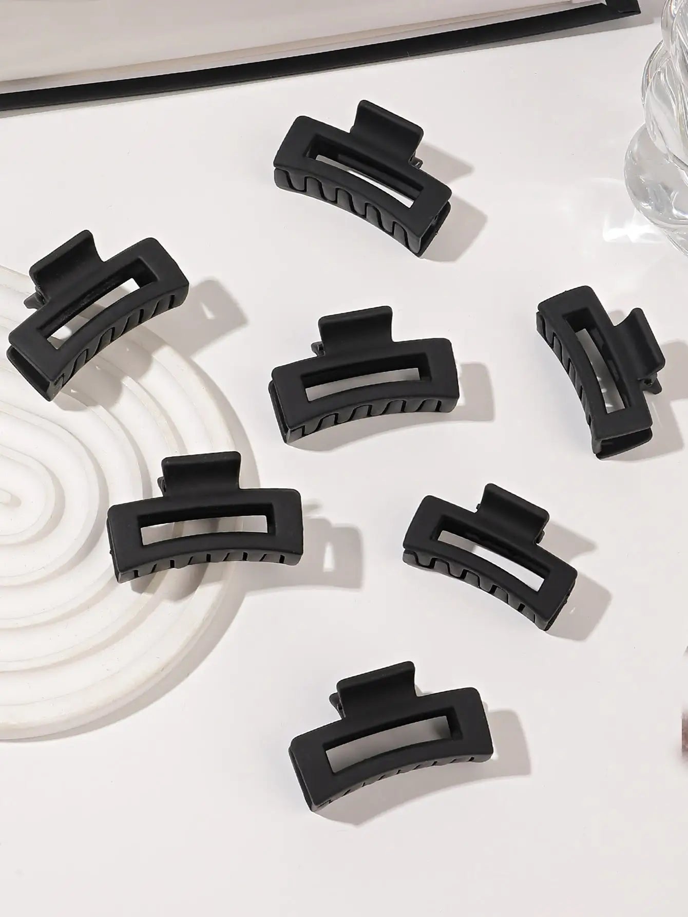 7Pcs Mini Matte Black High Ponytail Hair Claw Clips Set for Women And Girl Small Rectangle Hair Accessories Nonslip Crab Hairpin