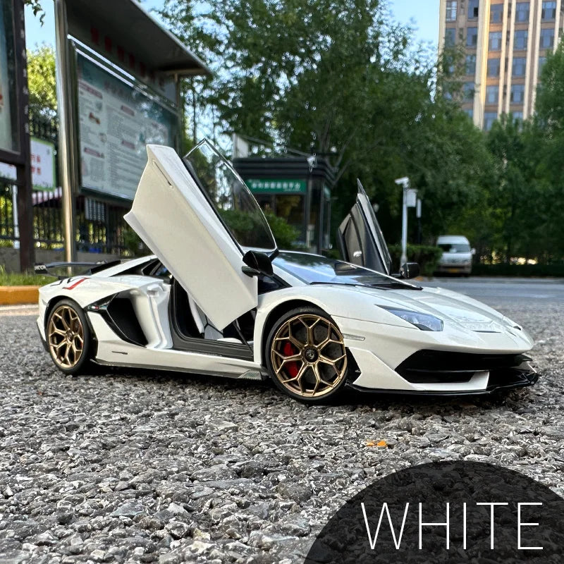 AUTOART 1/18 Lamborghini Aventador SVJ Car Model