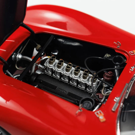 Ferrari 250 GTO 1961 Vintage Car Replica Alloy Model with Fully Openable Doors Kyosho 1:18 Die-Cast Metal Scale Model Racing Car Adult Boys' Toy High-End Collectible Gift