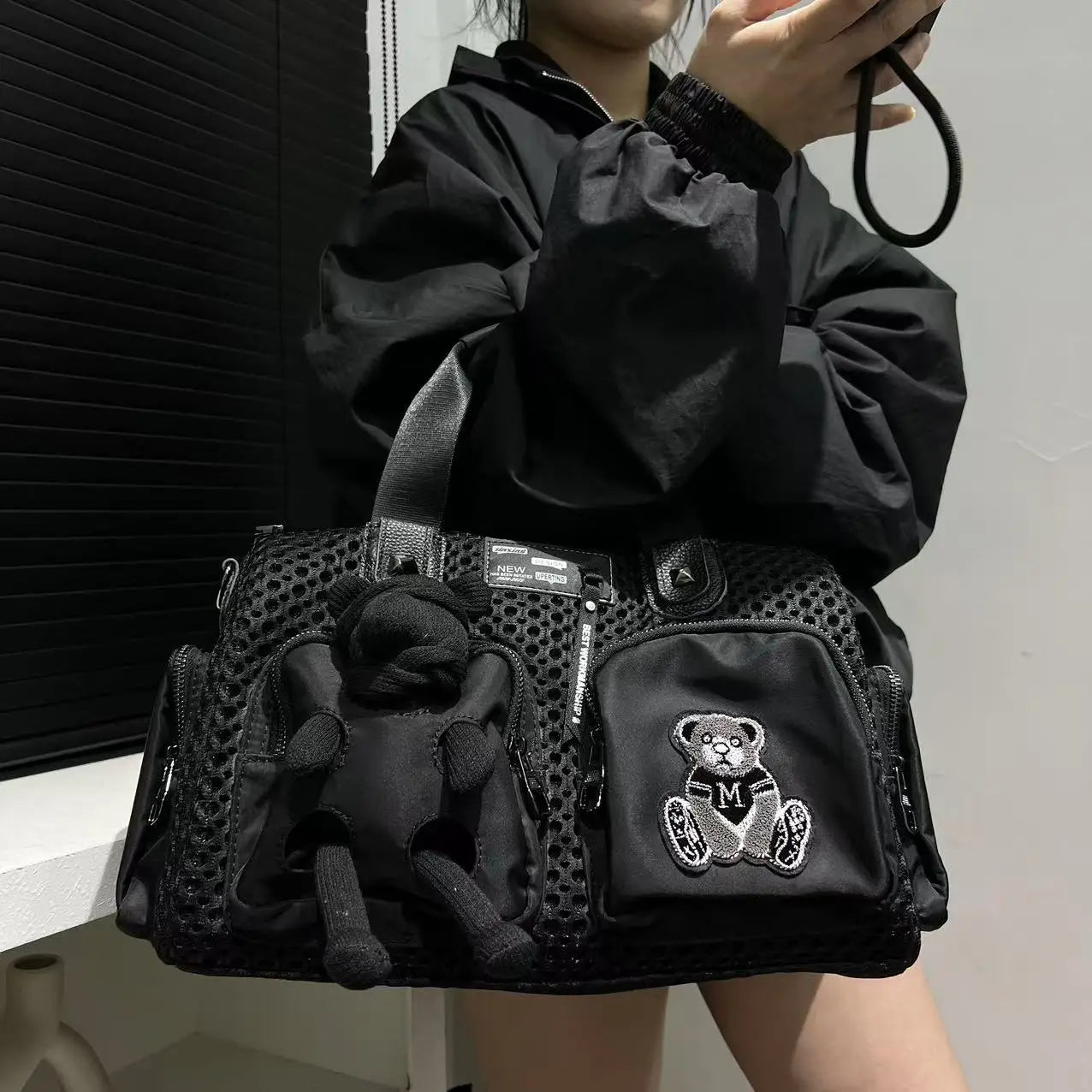 Ladies' fashionable mesh splicing casual handbag with multiple pockets, teddy bear doll, single shoulder diagonal cross bag