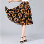 Middle-aged and elderly dancing skirts skirts