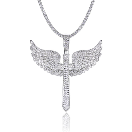Angel Wings - A Fashionable And Trendy Necklace Pendant Set With Top-quality Moissanite S925 In Silver And Platinum-plated. It Can Be Tested With A Diamond Pen