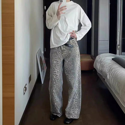 Fashionable Retro Straight Loose Jeans For Women
