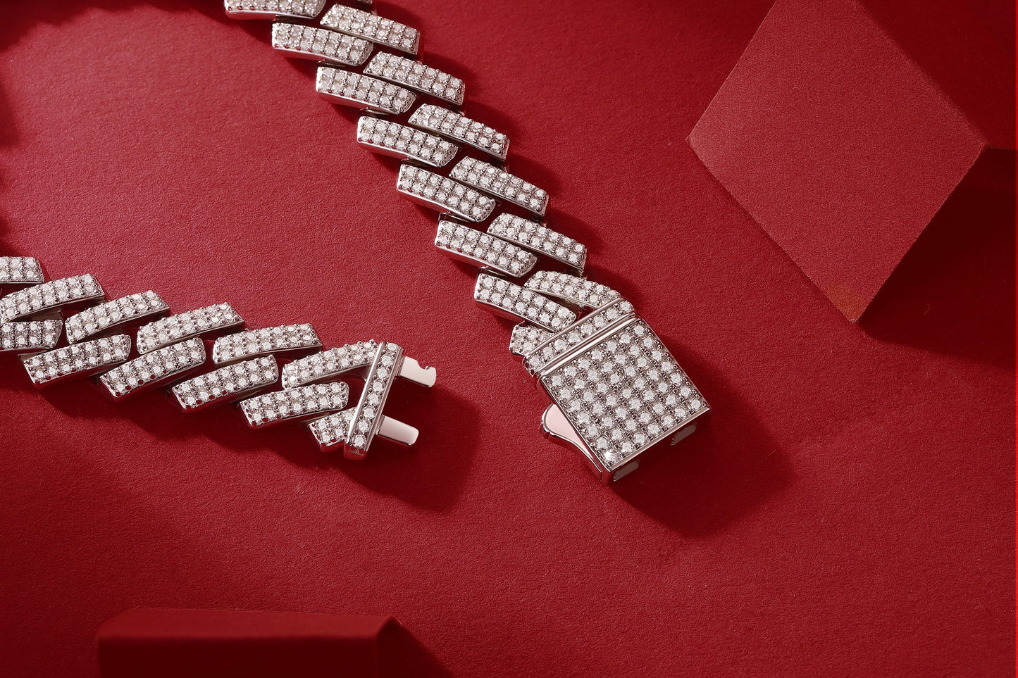 Keel - Set With Top-quality Moissanite Fashionable Light Luxury Jewelry Silver Bracelet S925, Silver Electroplated Platinum, 2 Widths Men's Bracelet