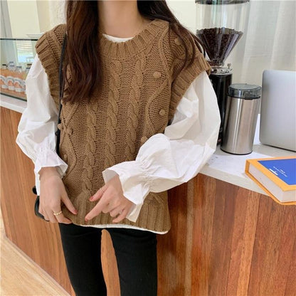 Knitted sweater vest