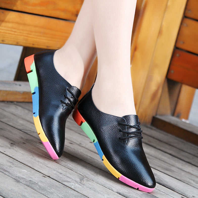 Spring and Autumn New Korean style lace leather small white shoes, women flat bottom single shoes, pointed deep soft bottom leisure student shoes