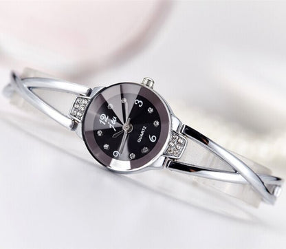 Women's steel belt student bracelet waterproof quartz electronic ladies fashion watch