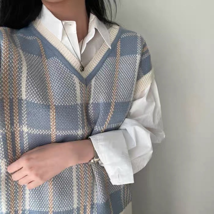 V-neck Sweater Vest Layered Knitted Loose Bottom White Shirt Women