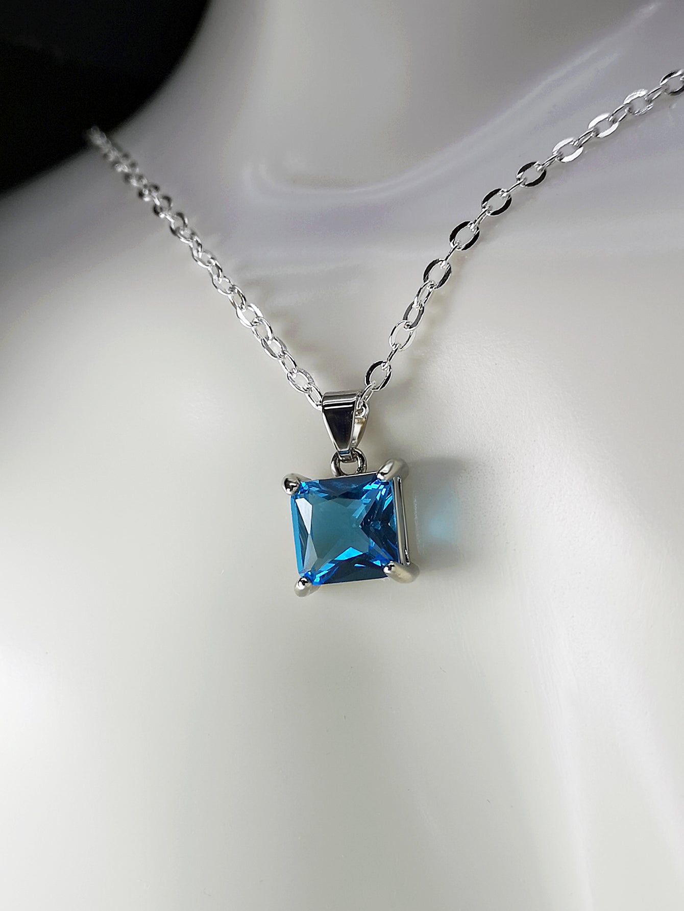 Simple Geometric Personality Metal Necklace