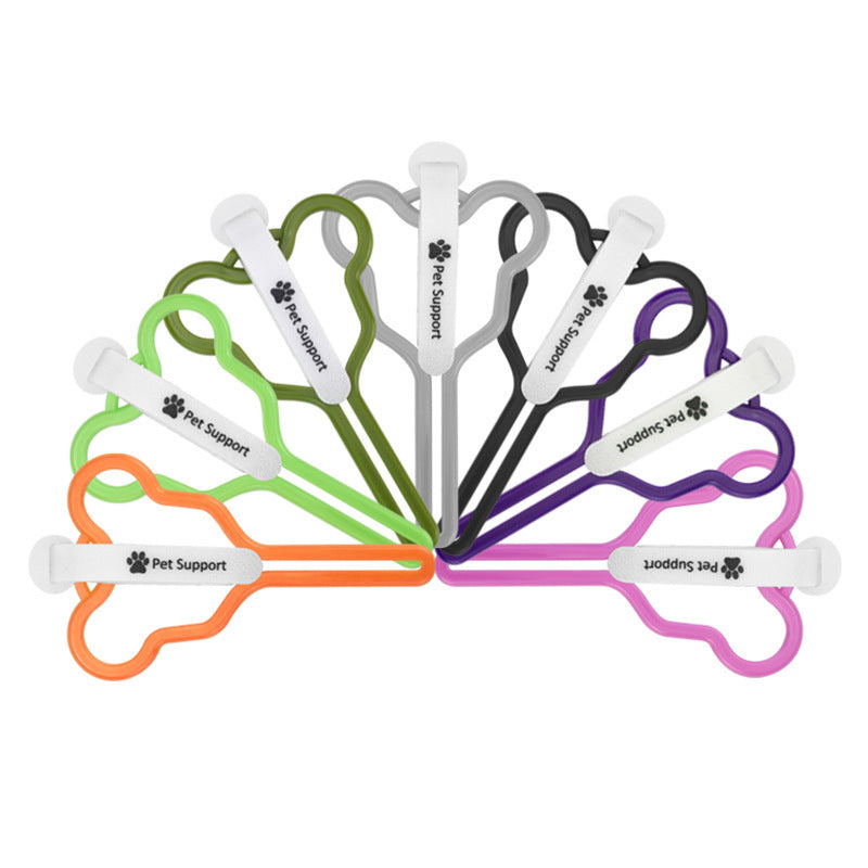 Pet Poop Bag Holder Hands-free Fixed Clip Dog Walking Cleaning Supplies Pet Cat Dog Poop Bag Dispenser Velcro Color Random