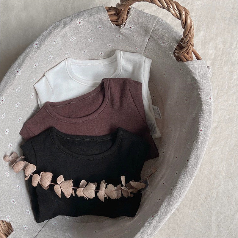 Versatile Round Neck Toddler T-shirt With Solid Color Base