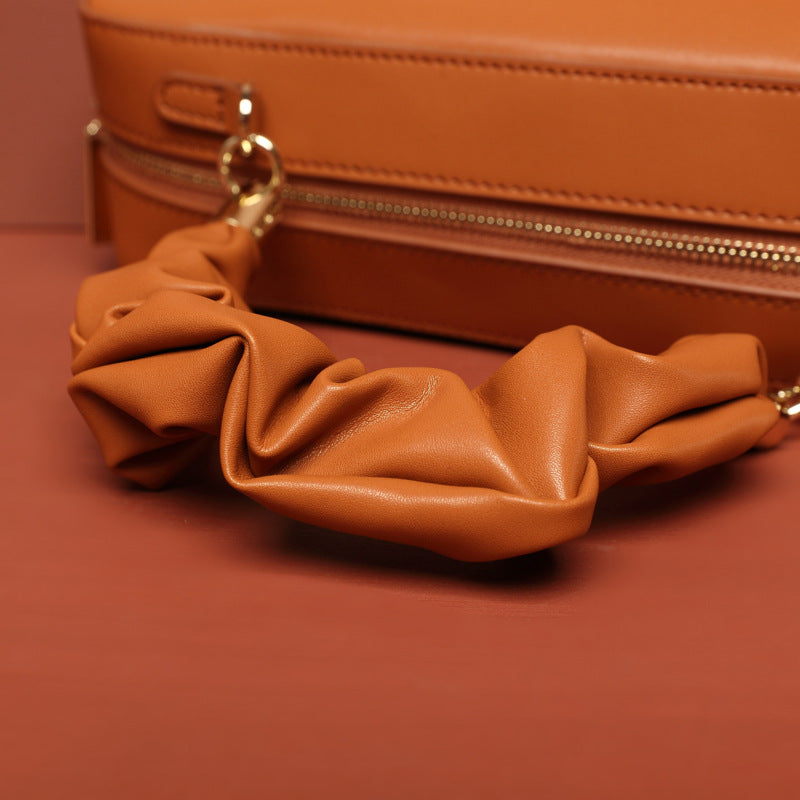Lace fold hand bag