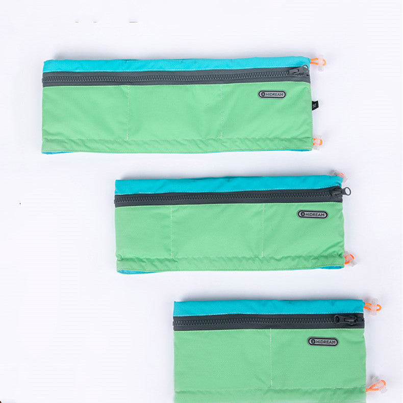 Lightweight cooling scarf for pets