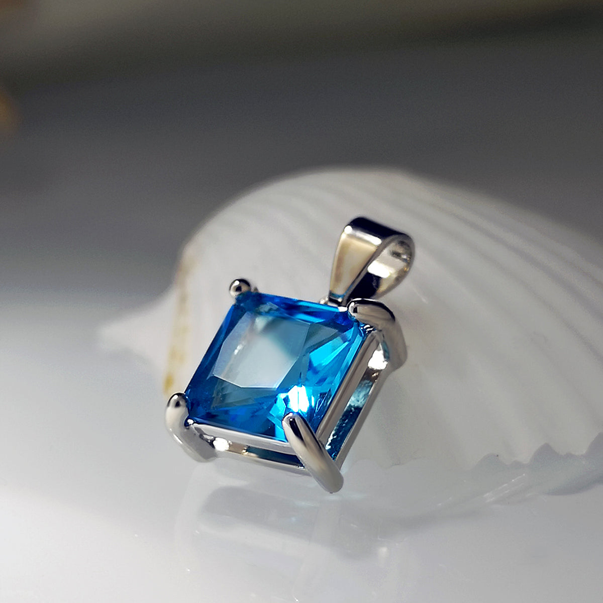 Simple Geometric Personality Metal Necklace