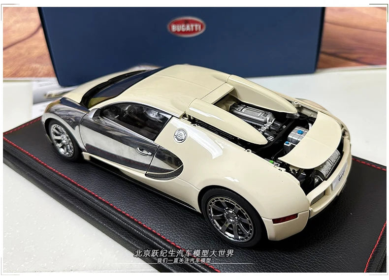 AUTOART 1:18 Bugatti  Veyron Sports car alloy car model plated interphase  Personal collection gift Compan
