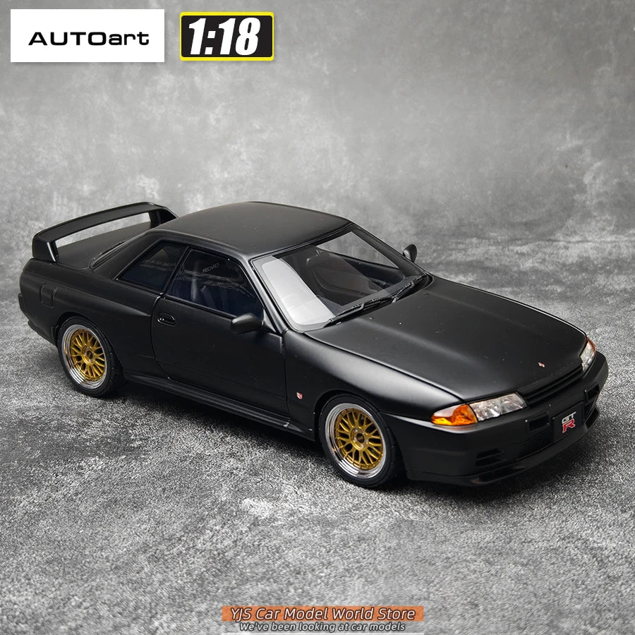AUTOART 1/18 Nissan R32 V-SPEC II TUNED VERSION  Car model  Send to a friend  Personal collection Static ornamen