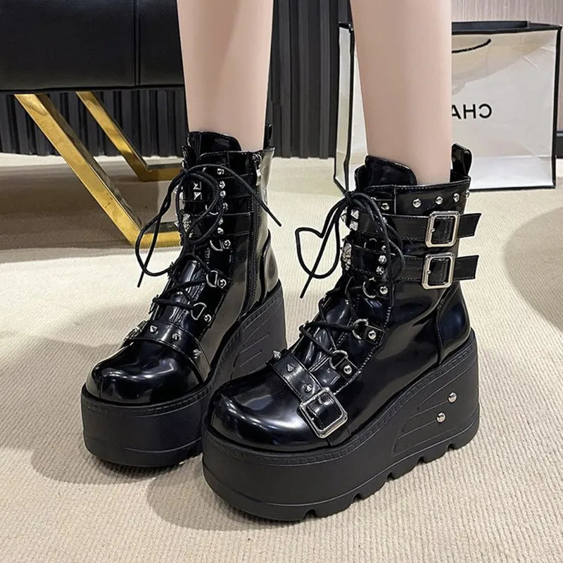 New Punk Women's Boots Wedges Ladies Shoes Patent Leather Boot Rivets Cosplay Ankle Boots Zip Ladies Gothic Motorcycle Boot