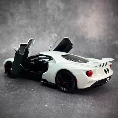 AUTOART 1:18 scale Ford GT ABS material Full Open car model Static Display Holiday gift collection Sports car model