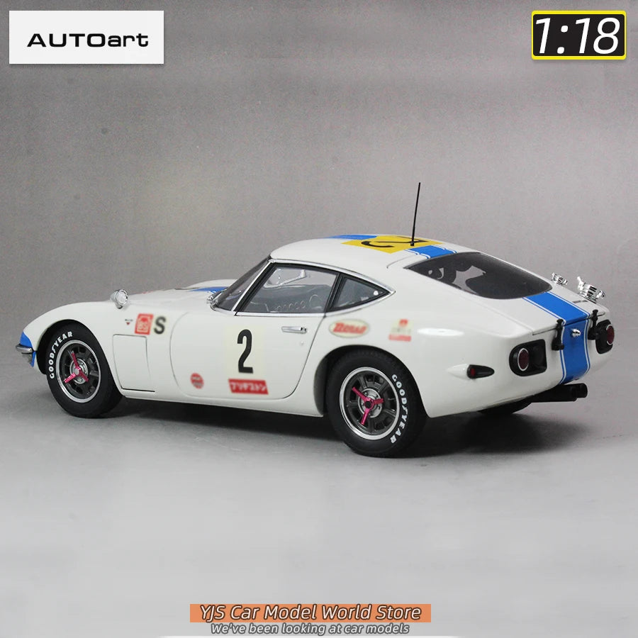 Autoart diecast model 1/18 2000 GT 1967 #2 Static Ornament Holiday Gift collection