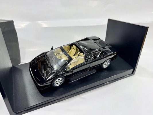 AUTOART 1/18 Lamborghini Diablo VT Limited Edition Car Model