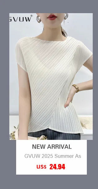 GVUW Elegant Diamond Pleated T-shirt Women Summer Fashion Three Quarter Sleeve O-neck Pullover Female Loose Clothing 17D585