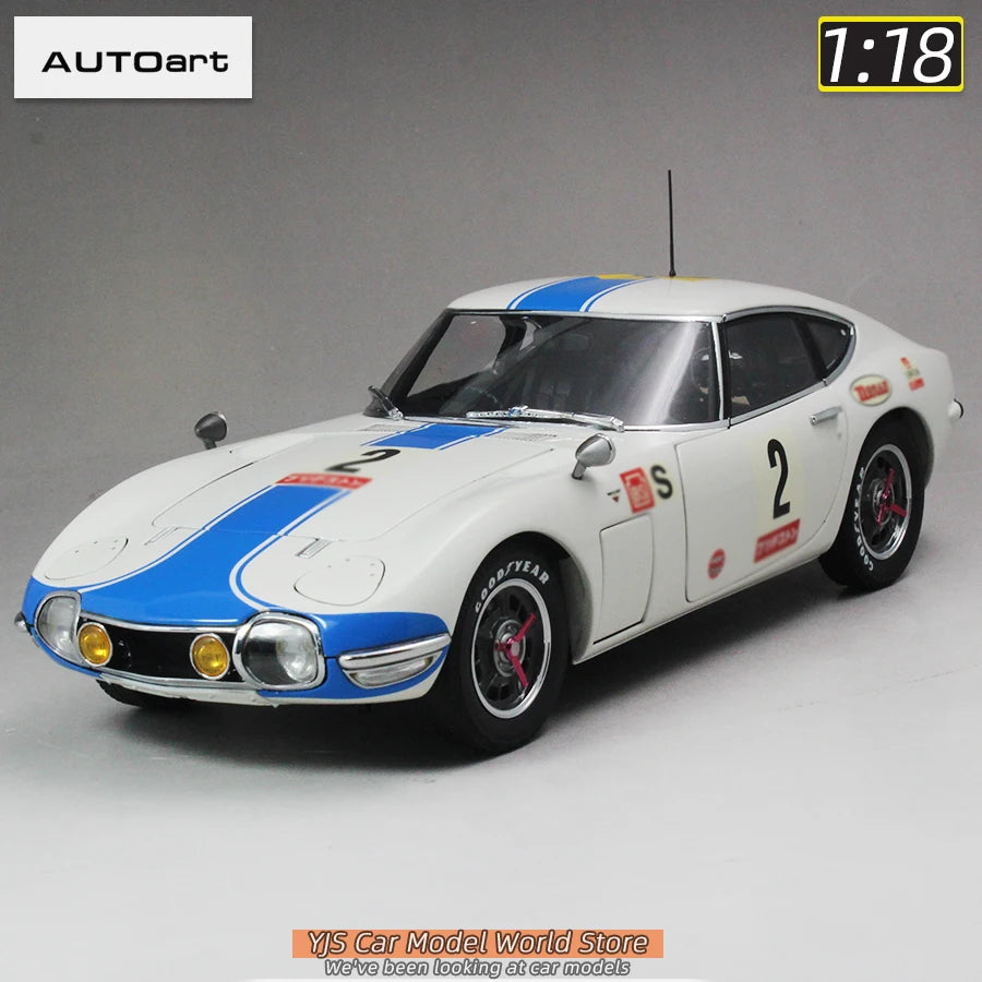 Autoart diecast model 1/18 2000 GT 1967 #2 Static Ornament Holiday Gift collection