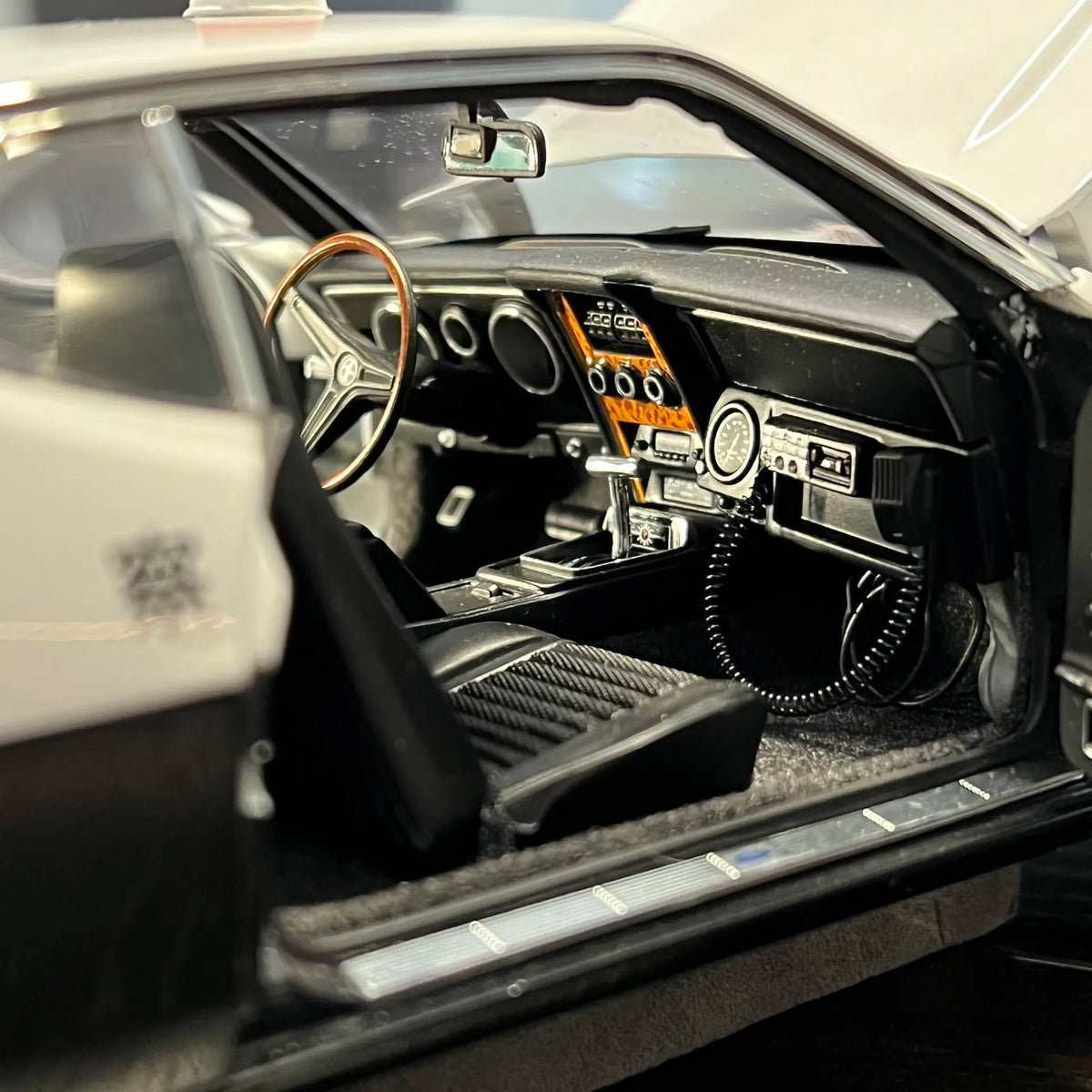 AUTOART 1/18 Ford Mustang Mach I 1973 Police Car Model