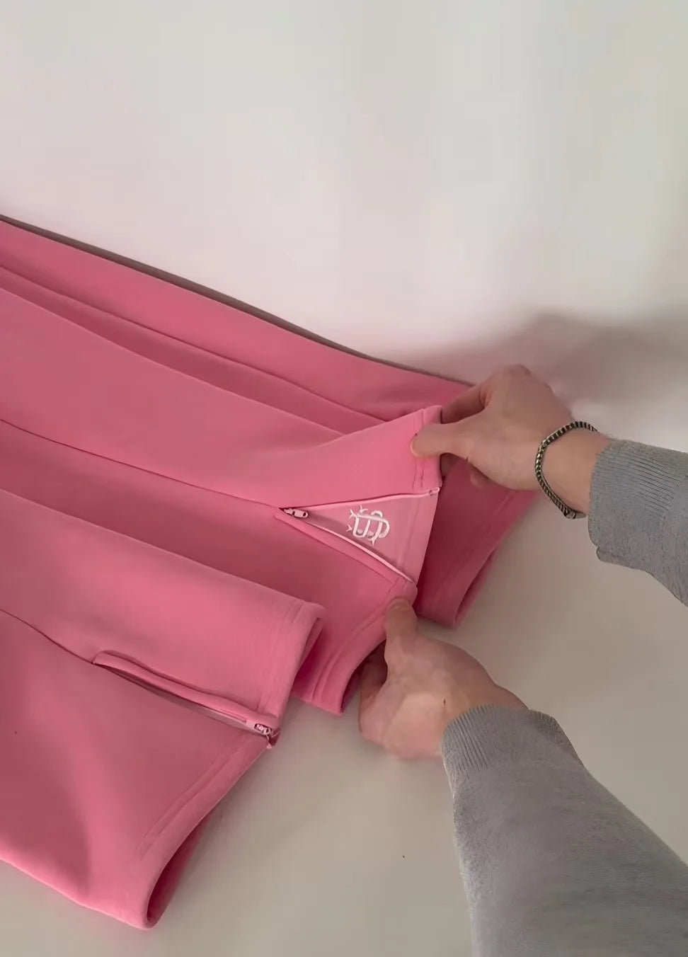 Y2K Fashion Jogger Sweatpants Loose Embroidery Labeled Open Leg Wide Leg Pants Trendy Pocket Couple Straight Pants Men's Hoodie