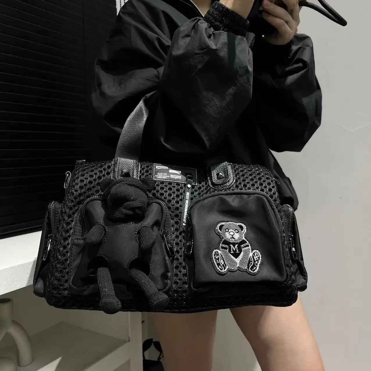 Ladies' fashionable mesh splicing casual handbag with multiple pockets, teddy bear doll, single shoulder diagonal cross bag