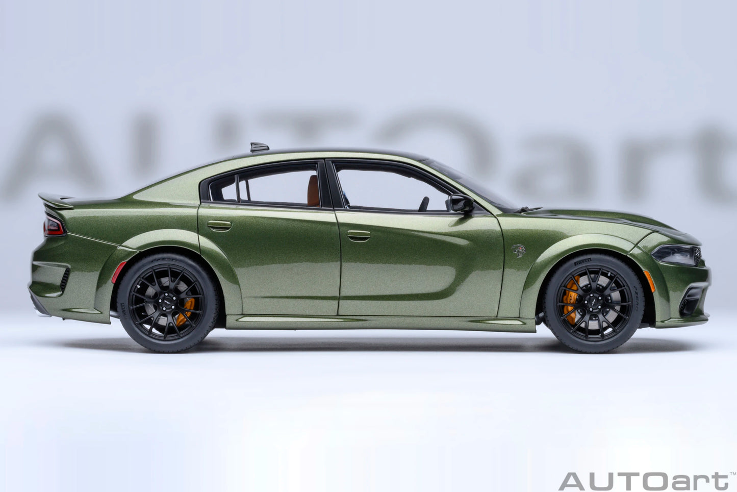 AUTOART 1/18 Dodge Charger SRT Hellcat Redeye Jailbreak Car model  Send to a friend  Personal collection Static ornament