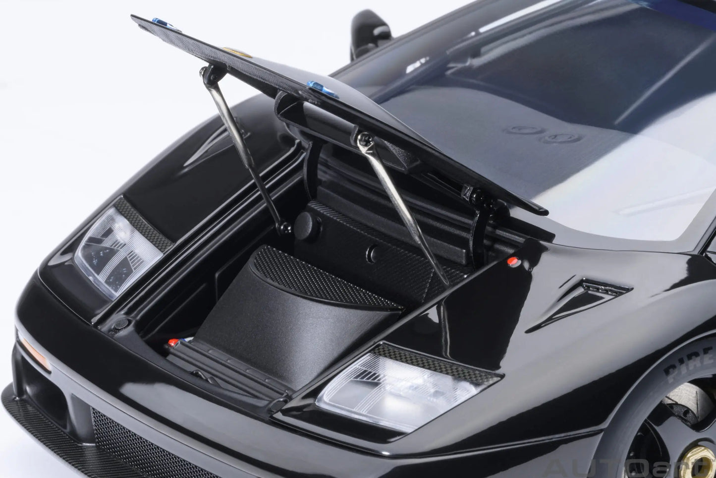 AUTOart 1/18  DIABLO GTR ABS Car Model Of Holiday Gifts Company Gifts