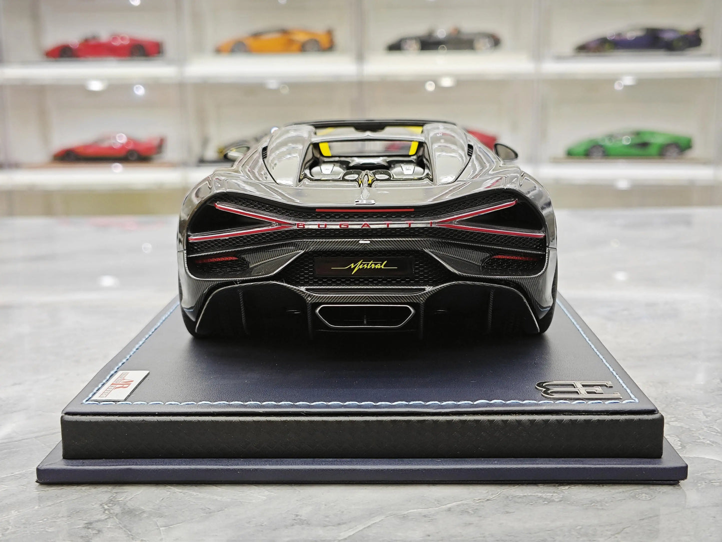 MR 1/18 Bugatti W16 Mistral Resin Motor Vehicle Toy Die-casting Metal Model Collection Boy Gifts