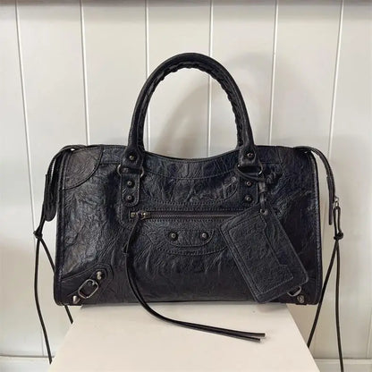 Paris Rivet Locomotive Bag ins Spice Girl Bag French Premium Sense Retro Trendy Portable Pillow Bag One Shoulder Crossbody Bag