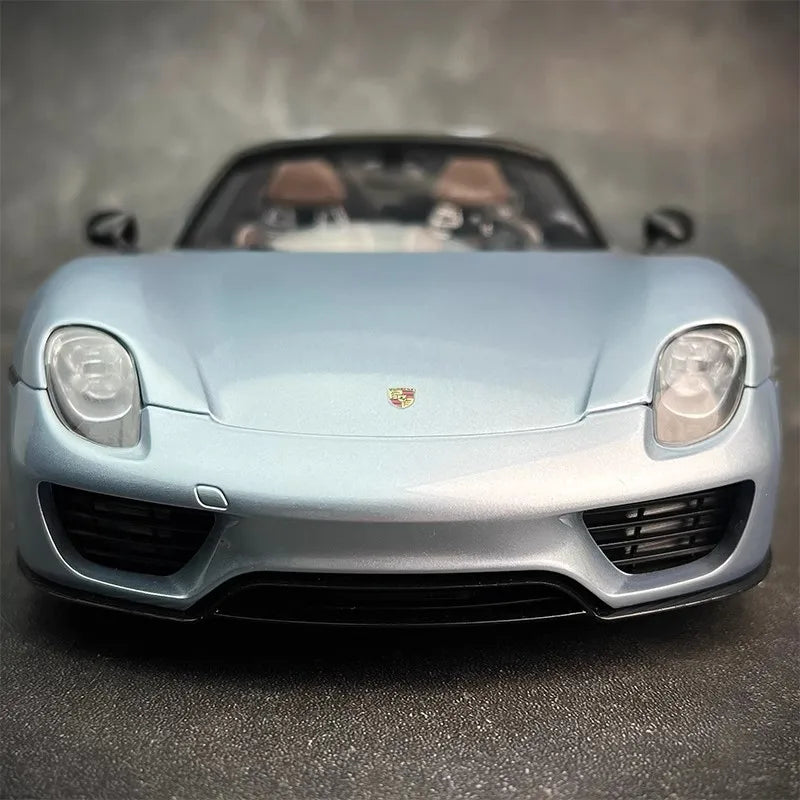 AUTOART car model simulation 1/18 Porsche 918 Car Model alloy room ornament display cars model boy collection christmas gift