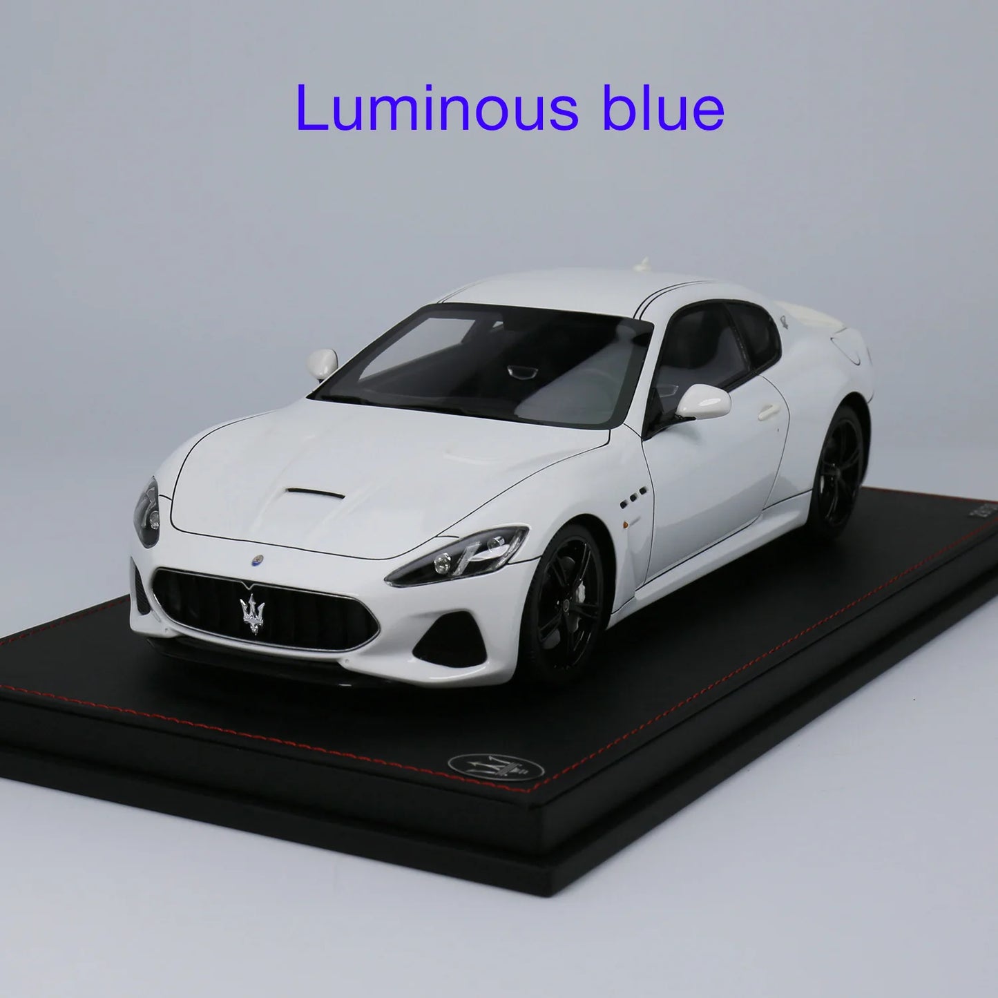 Maserati  1:18 GranTurismo MC resin model