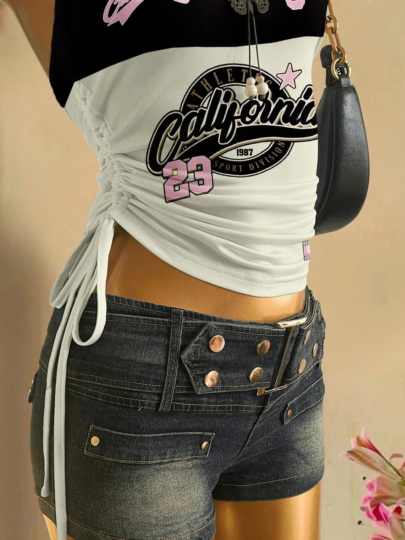 cropped top  ，Women's Summer Drawstring Tie Front Cutaway Tapered Tank Top, Fashionable Resort-Fit Sporty Print Strappy Top