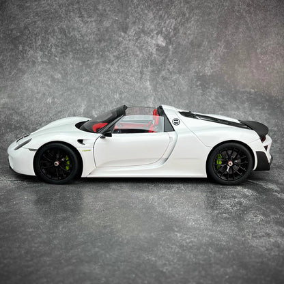 AUTOART car model simulation 1/18 Porsche 918 Car Model alloy room ornament display cars model boy collection christmas gift