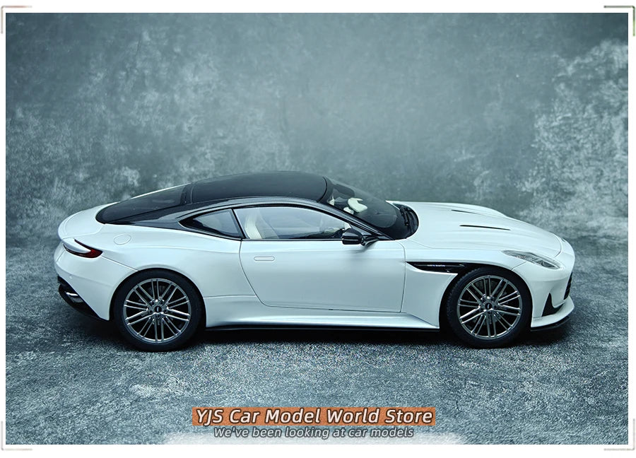 Xiao Guang 1/18 Aston Martin DB12 Car Model