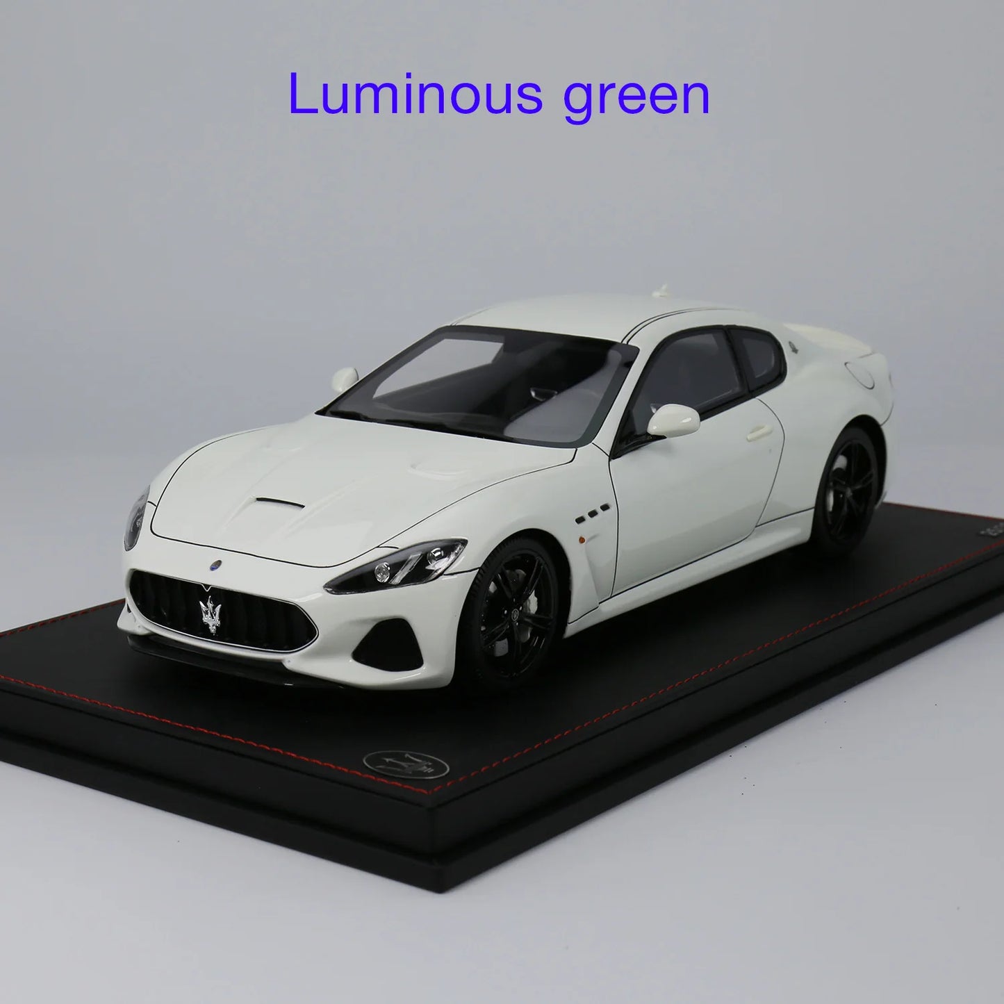 Maserati  1:18 GranTurismo MC resin model