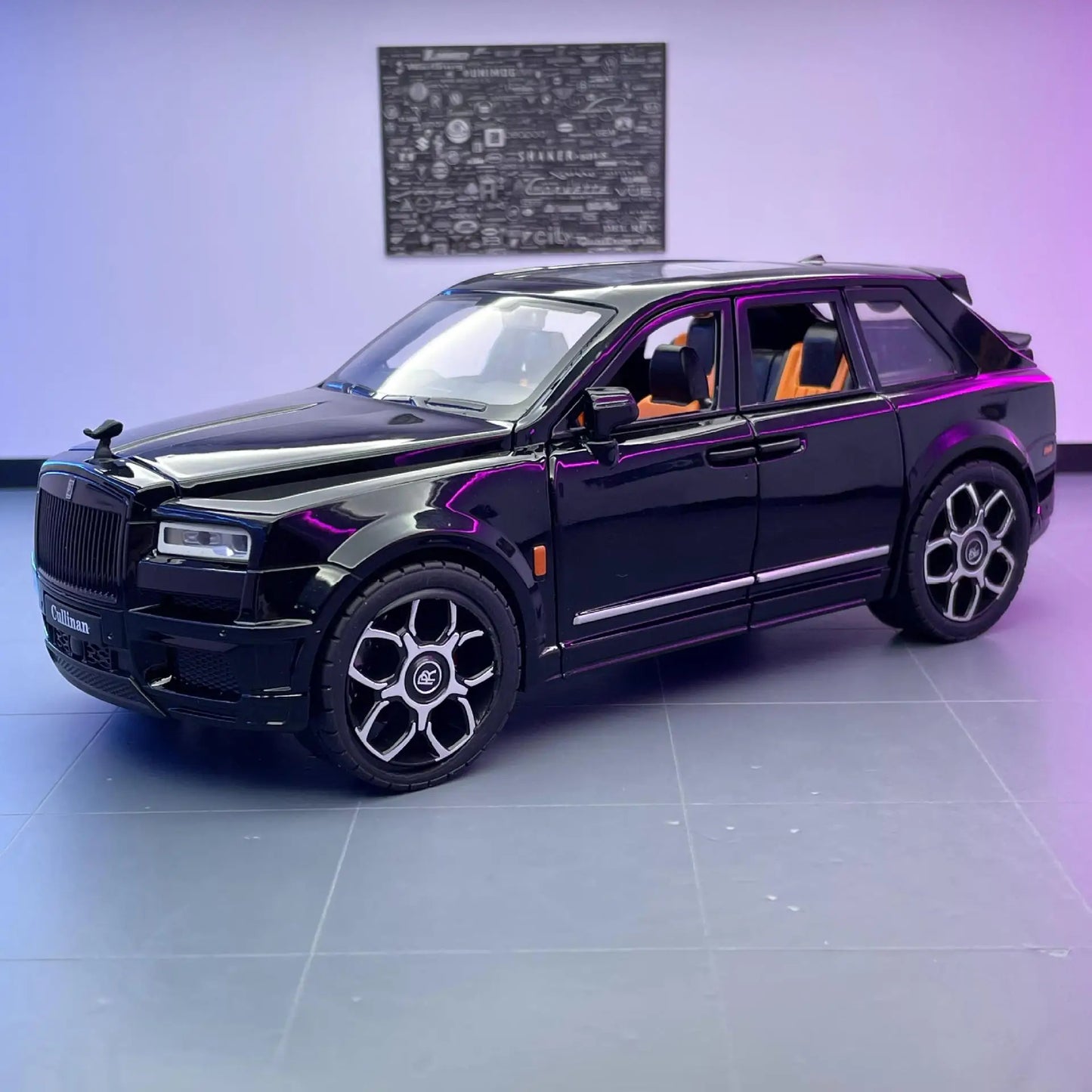 Rolls Royce 1:20 SUV Cullinan Alloy Luxy Car Model Diecast Metal Vehicles Car Model Simulation Sound and Light Gift