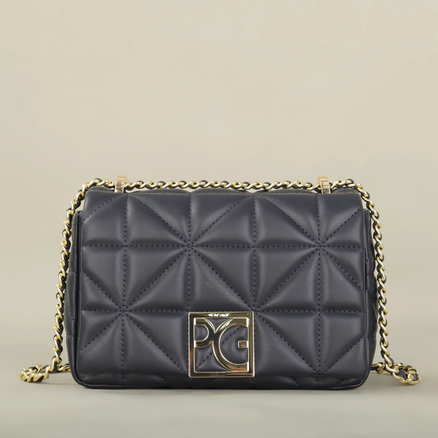 PG 2026 Fashion Classic Retro Women's New Shoulder Bag Letter Material Party Multi functional New Design classic Crossbody Bag