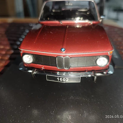 KK Bmw Special Offer Diecast 1/18 Scale Bmw Alloy Car Model Original Box Wrong Base