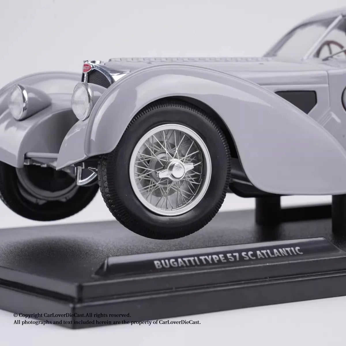 Solido 1/18 Bugatti Atlantic Type 57 SC 1937 Diecast Vehicle Model with Two Open Doors Limited Edition Cars Gifts