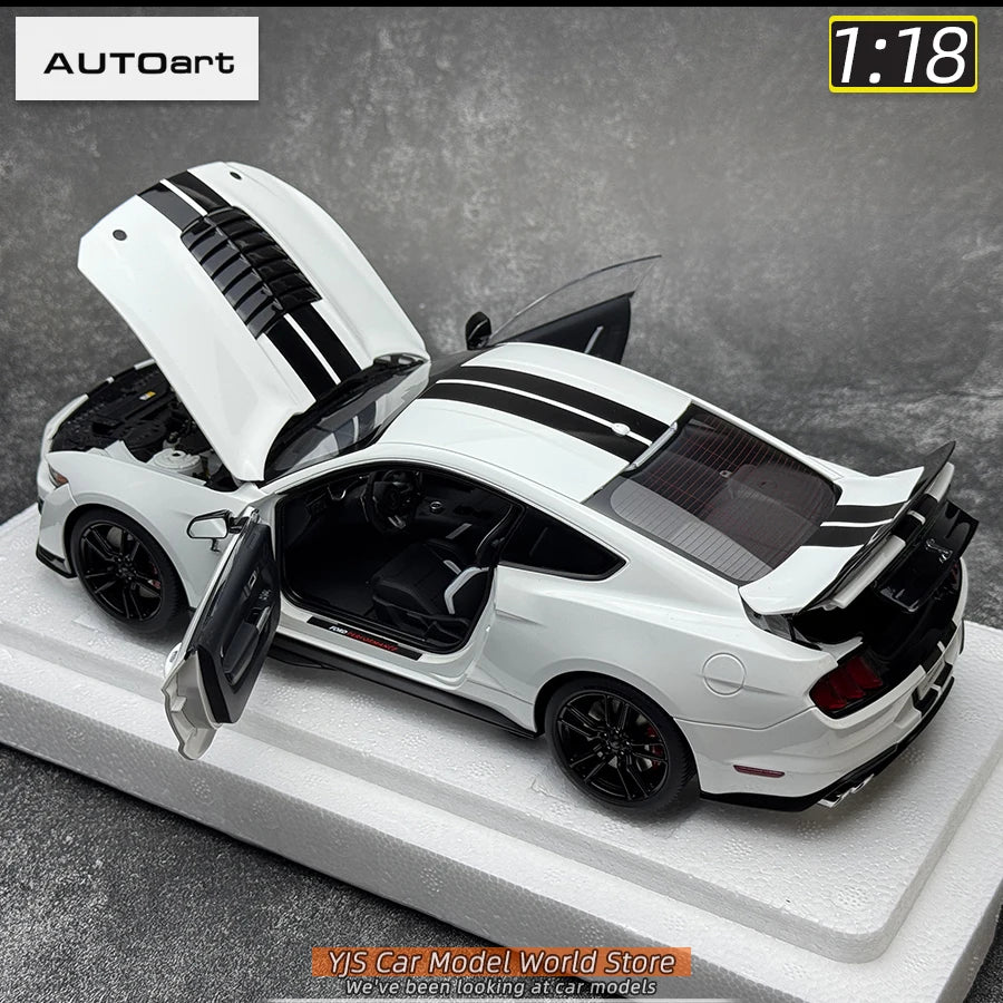 AUTOART New 1/18 scale Ford Mustang Shelby GT500 WHITE SILVER  Sports car model Static display Collection Holiday gift 73097