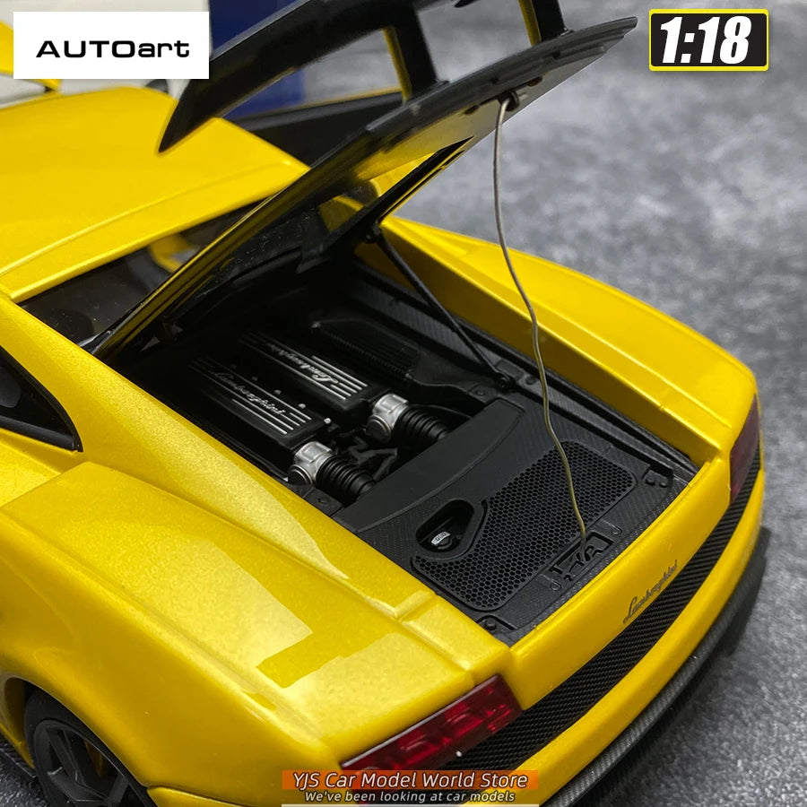AUTOART 1/18 Lamborghini Gallardo LP570-4 Car model  Send to a friend  Personal collection Static ornamen